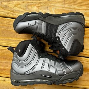 Used Nike Foamposite size 9